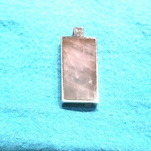 Gucci pink quartz and sterling silver pendant